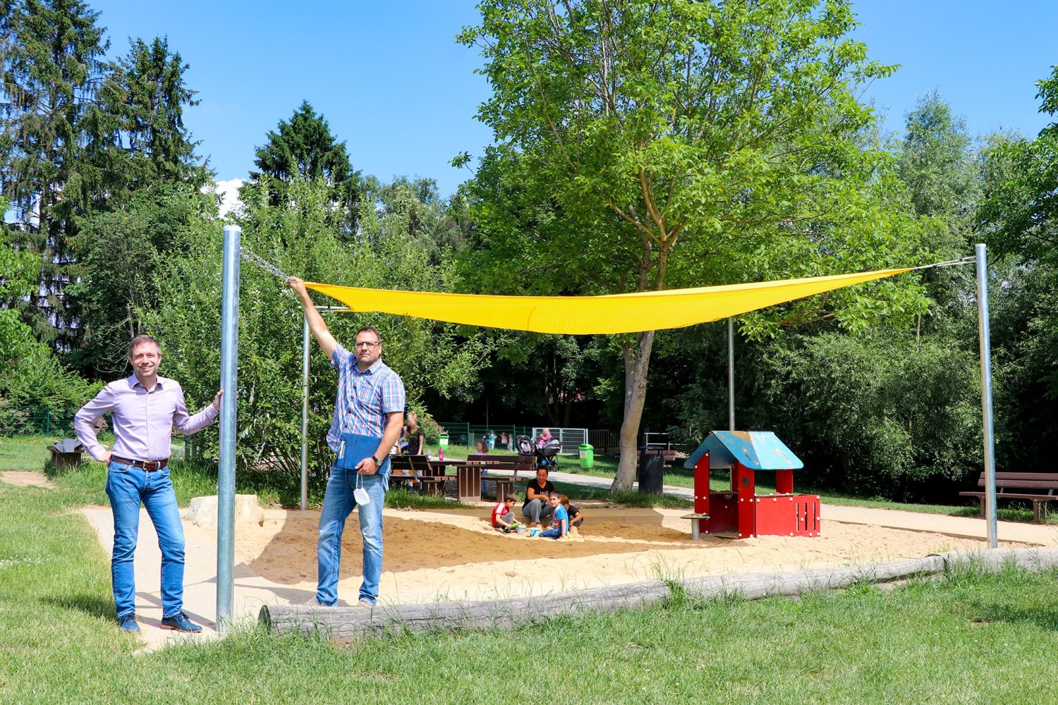  Sonnensegel  Volker Becher Spielplatz Startseite